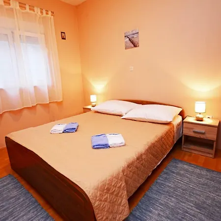 Culina Apartman Posedarje