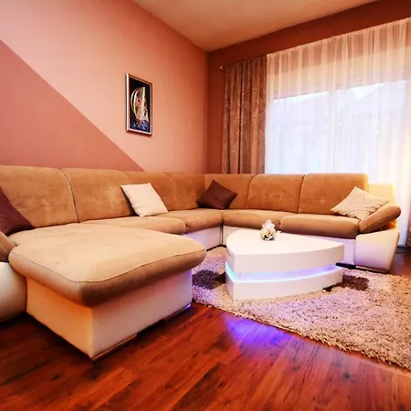 Culina Apartman *