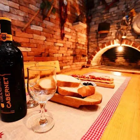 Culina Apartman *